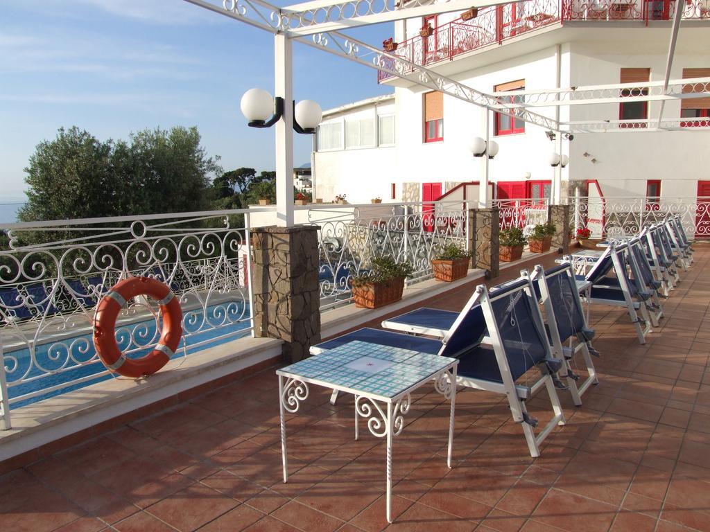 Hotel Dania Sorrento Ngoại thất bức ảnh