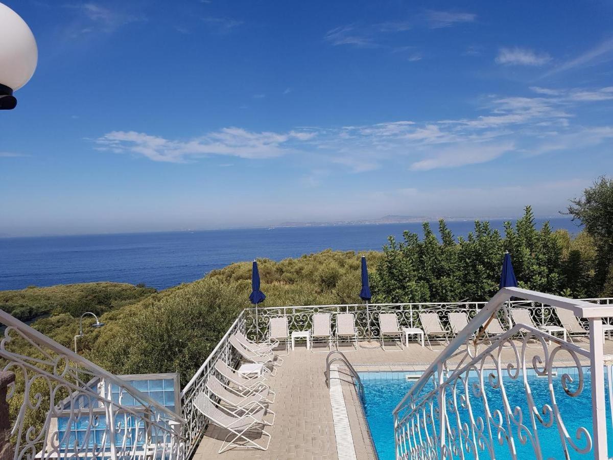 Hotel Dania Sorrento Ngoại thất bức ảnh