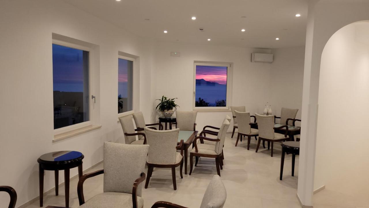 Hotel Dania Sorrento Ngoại thất bức ảnh