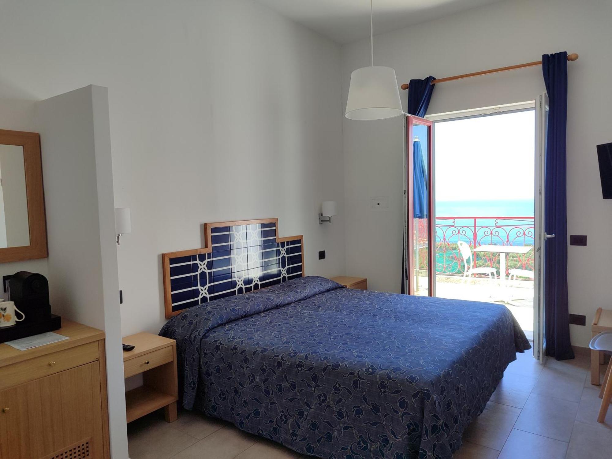 Hotel Dania Sorrento Ngoại thất bức ảnh