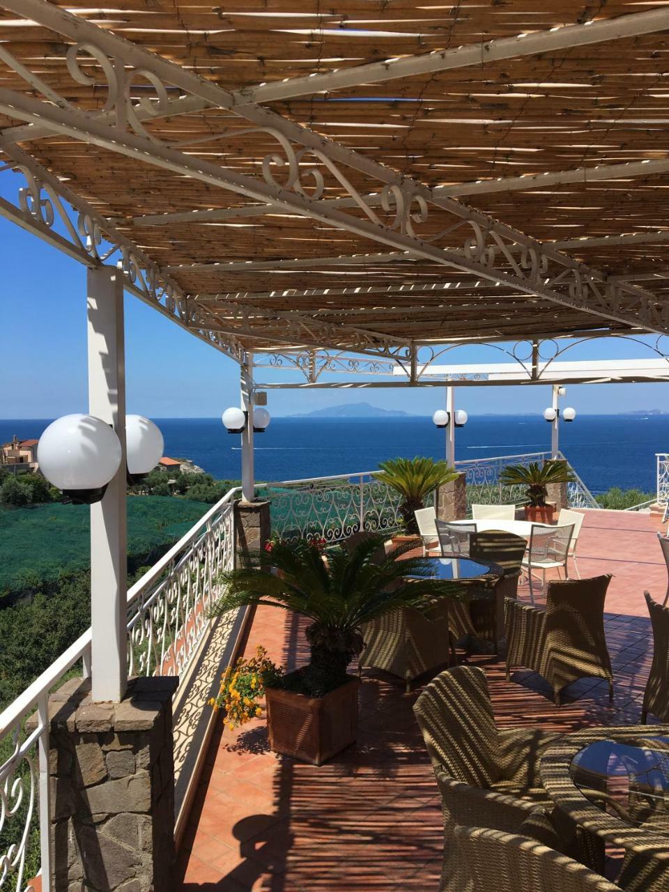 Hotel Dania Sorrento Ngoại thất bức ảnh